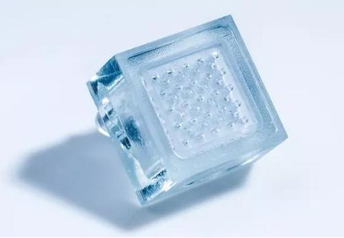 芯片降溫:一個微米級的芯片淋浴頭為芯片降溫 芯片降溫:一個微米級的芯片淋浴頭為芯片降溫